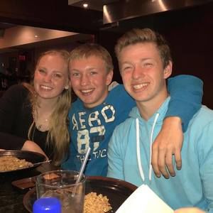 Meet your Posher, Carter